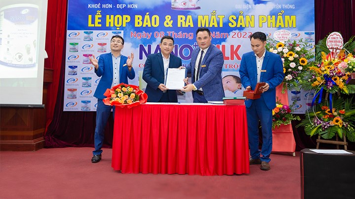 LỄ KÝ KẾT HỢP TÁC 